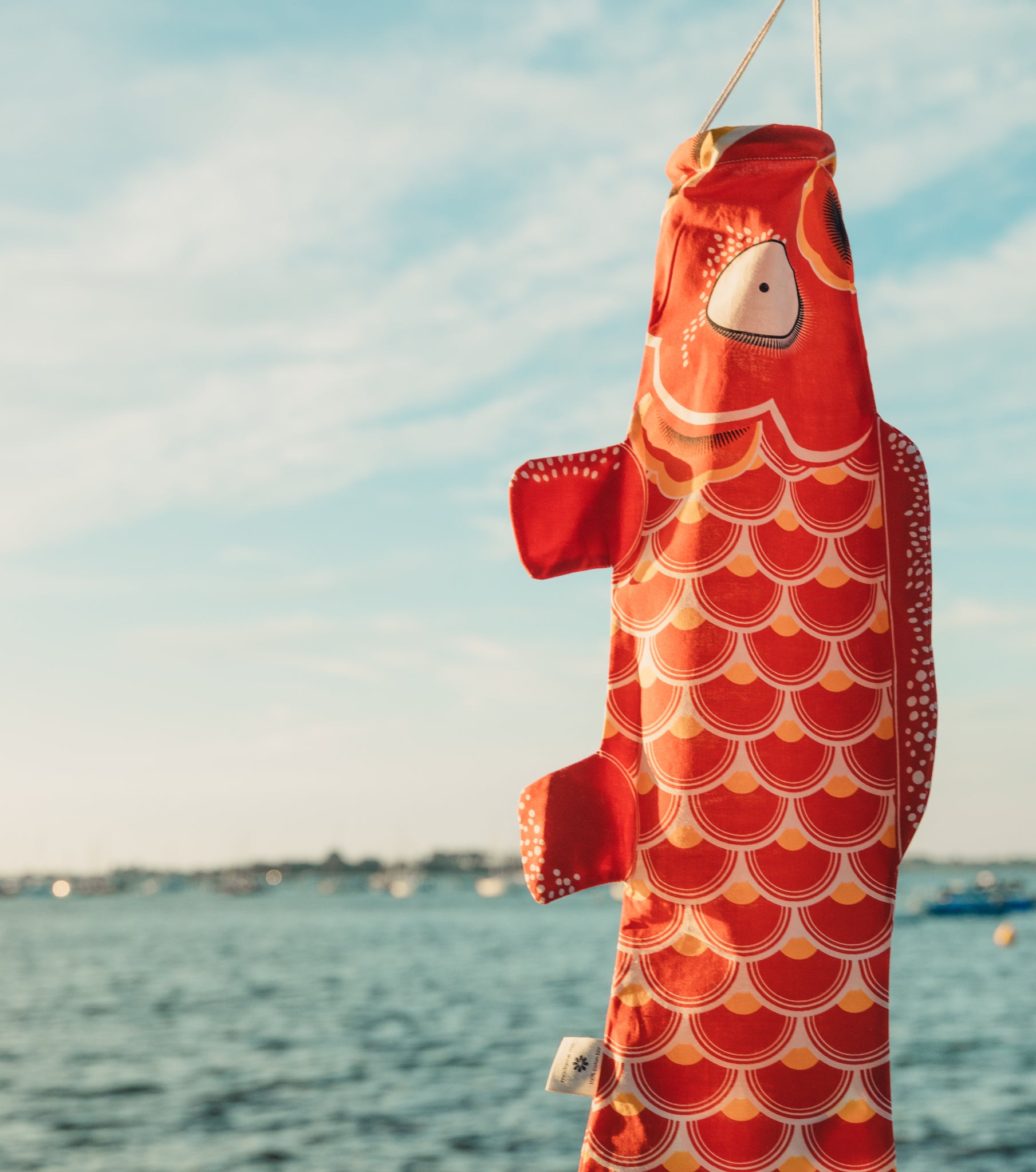 koinobori-Madame-mo-classy-red